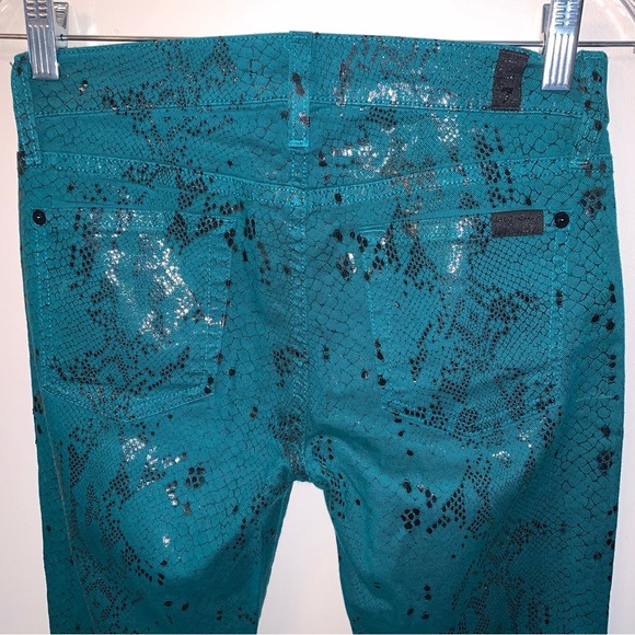 7 For All Mankind Women's Jeggings Green Skinny Pants Snake Skin Glossy 25 - Picture 6 of 7